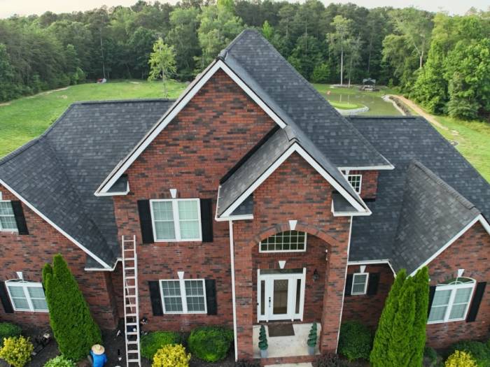 [Providing Honest Solutions for Residential Roof Services. Call Now.]